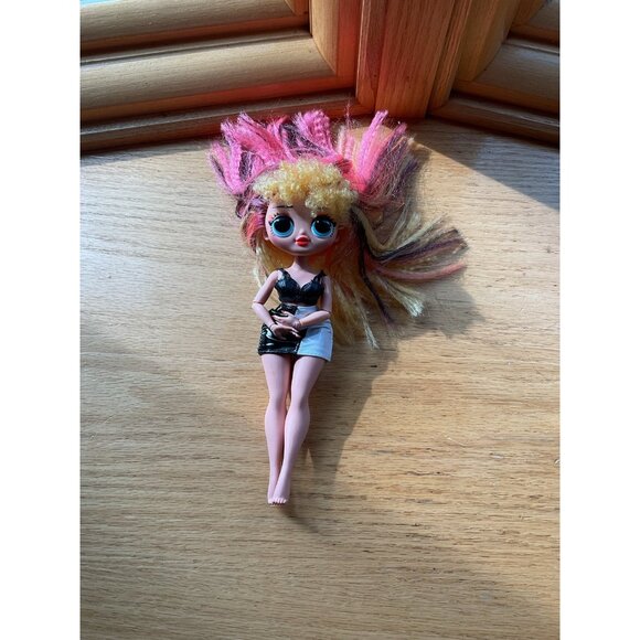 LOL Surprise OMG Fashion Dolls Lot Of 4 with Outfits Articulated - Picture 6 of 12